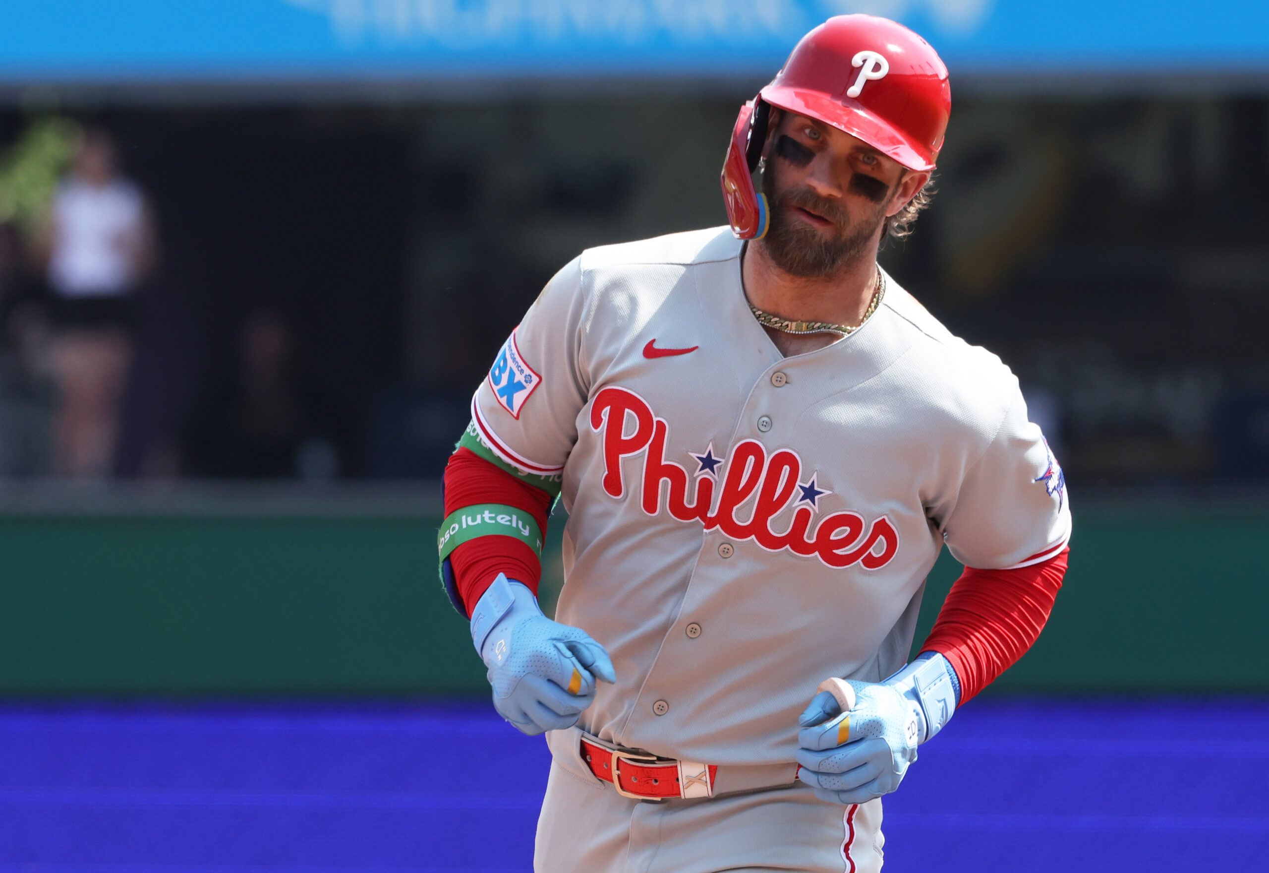 Bryce Harper, Zack Wheeler look elite as Phillies sweep Paul Skenes and Pirates